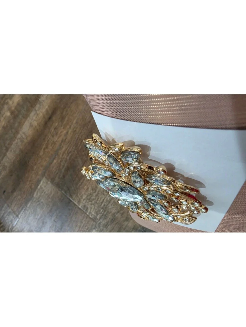 Elegant Pink Evening Clutch with Crystal Embellishment